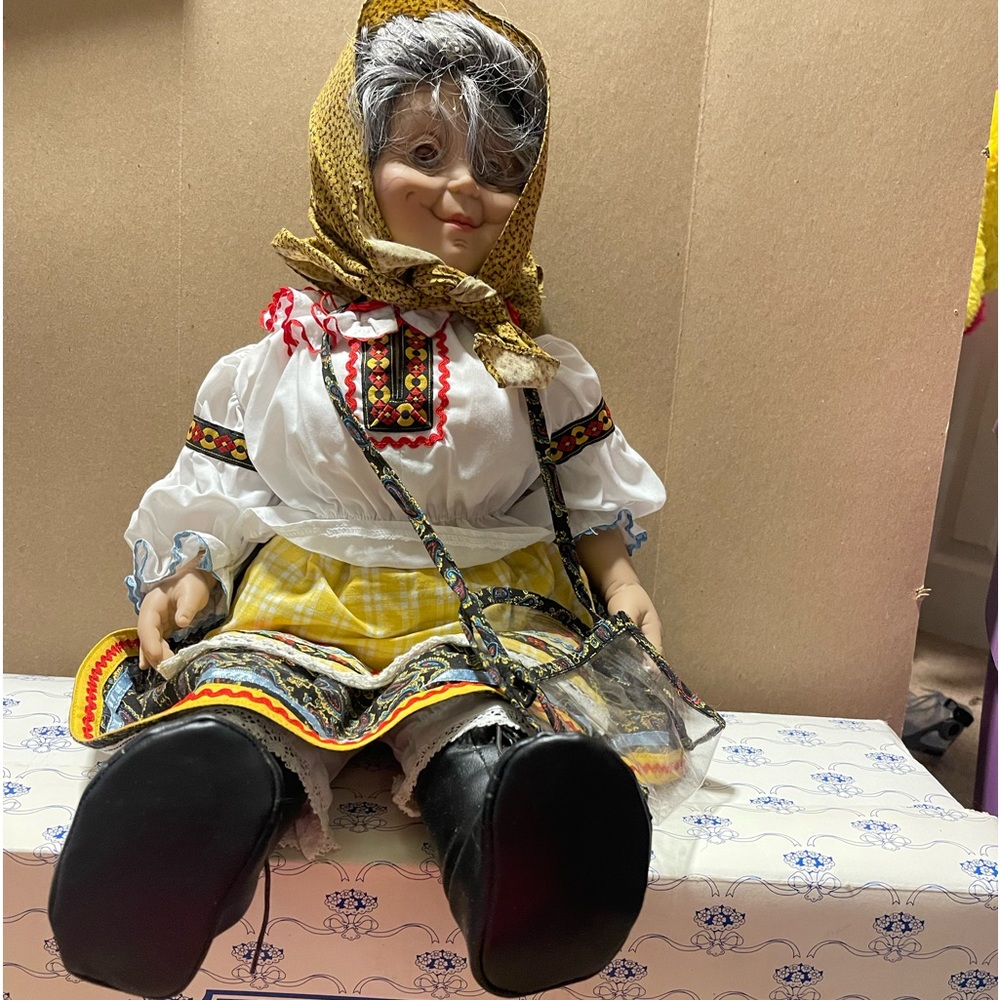 Grannyworld Bubbe Granny Doll  21"